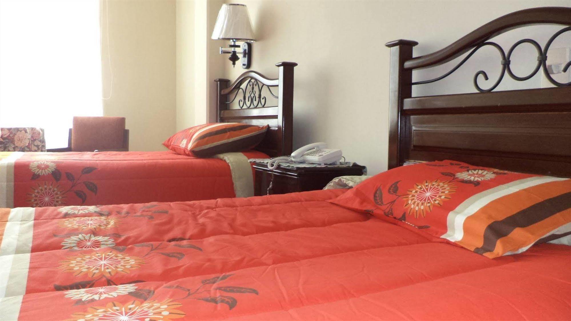 Hotel Berlina ลาปาซ ภายนอก รูปภาพ